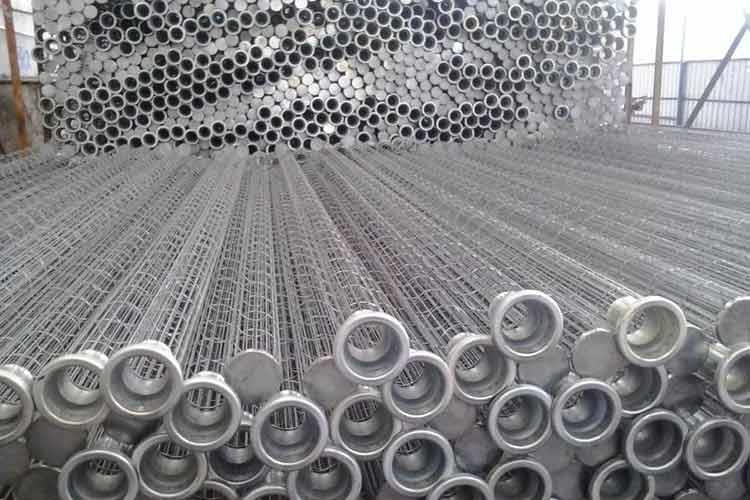 除塵器配件是應用慣性碰撞原理和靜電吸附相結合的綜合機理，對煙塵進行凈化的一種除塵設備配件