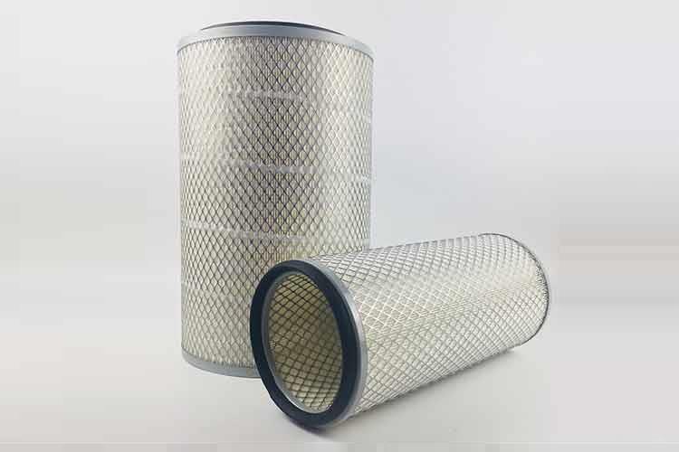 由濾芯和殼體兩部分組成，其主要作用是濾清效率高、流動阻力低、能較長時間連續(xù)使用而無需保養(yǎng)