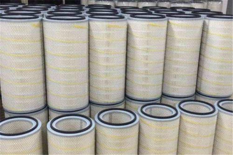 隨著工業(yè)的不斷發(fā)展，風(fēng)機(jī)除塵濾筒得到了廣泛的應(yīng)用也贏得了廣大客戶的青睞