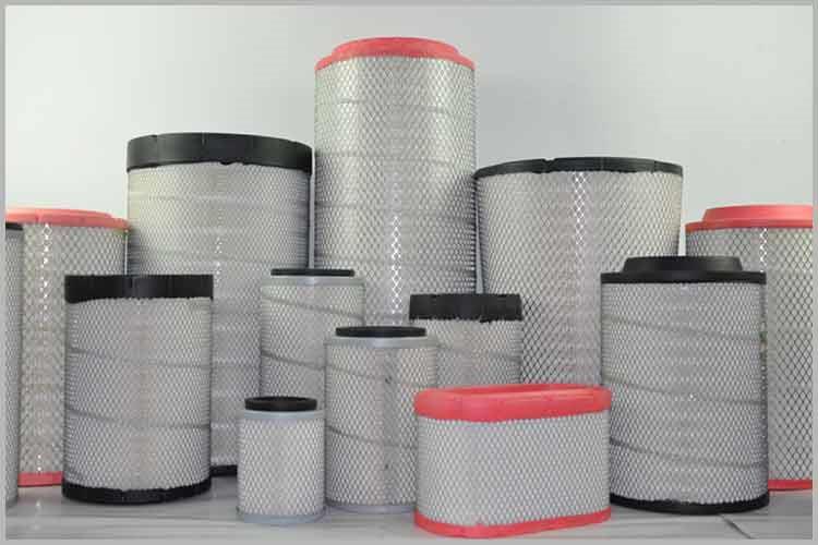 全自動工業(yè)過濾器之所以一直處于水過濾行業(yè)的領先地位，主要原因在于它突破了傳統(tǒng)過濾器的弊端，在操作上、結(jié)構(gòu)上、性能上都有了突飛猛進的進步