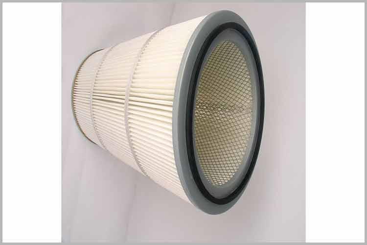 如果粉塵濃度較高時(shí)，可以考慮降低過(guò)濾風(fēng)速，便可提高除塵器的過(guò)濾效率，降低工作阻力，從而改善通風(fēng)性能