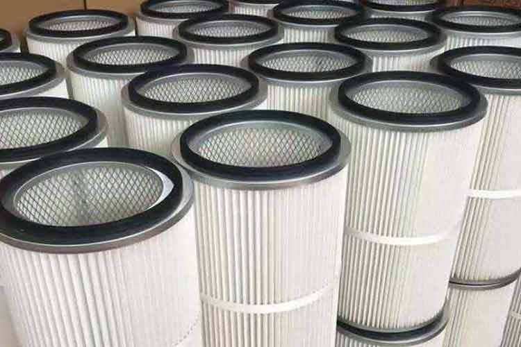 切割機除塵濾筒用高強度聚酯長纖維非織造布進口的無紡布為濾材，使等離子切割機除塵濾筒具有過濾挺度強，精度高，便于拆裝清理，反復使用的特點