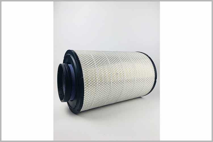 如果工業(yè)空氣濾清器阻塞嚴重，將使進氣阻力增加，發(fā)動機功率下降