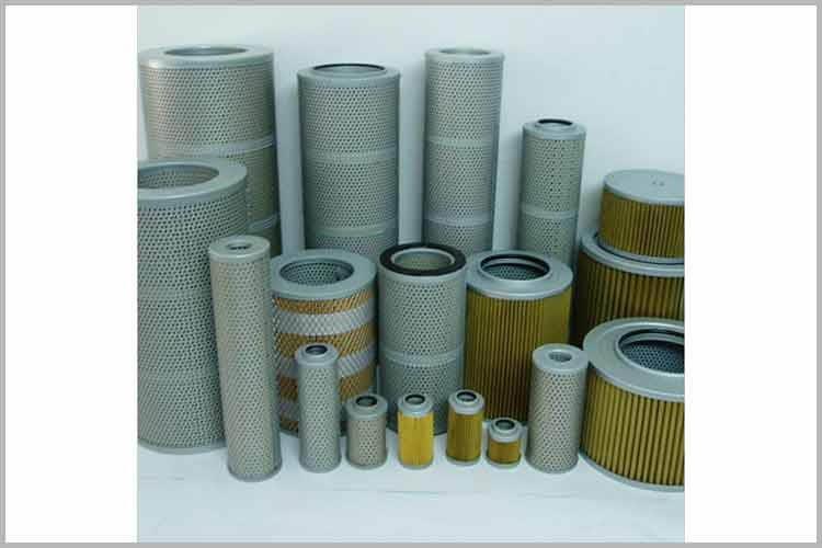 器的密封性是否良好，如果發(fā)現(xiàn)裝置內(nèi)密封墊圈密封性差，應(yīng)及時更換以免使得過濾不干凈，自身有顆粒和灰塵等雜質(zhì)，